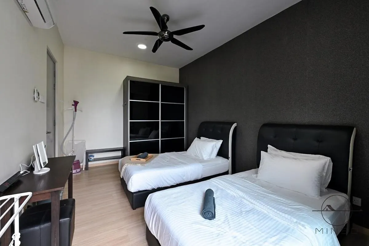 Cube 8 Teens Austin #3Pax #Central #1Br Johor Bahru